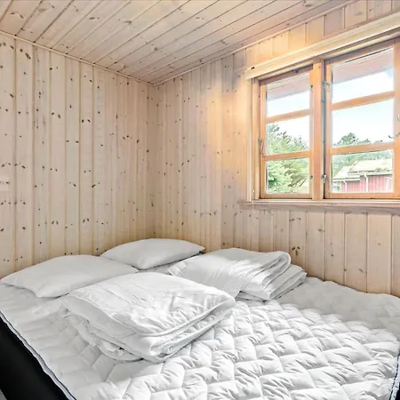 Bl1743-pandrup-rodhus-skolevej-14