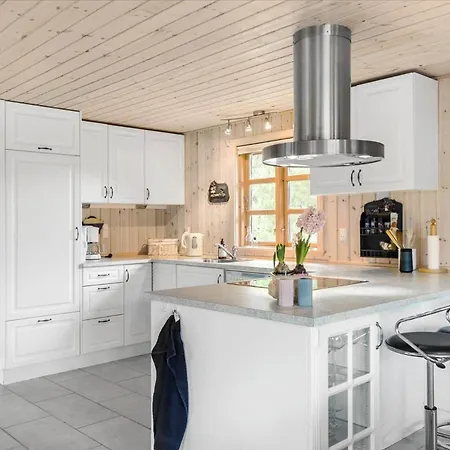 Bl1743-pandrup-rodhus-skolevej-14